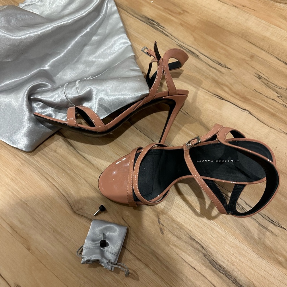 Giuseppe Zanotti strappy stiletto sandals, Size EU 37.5/ US 7